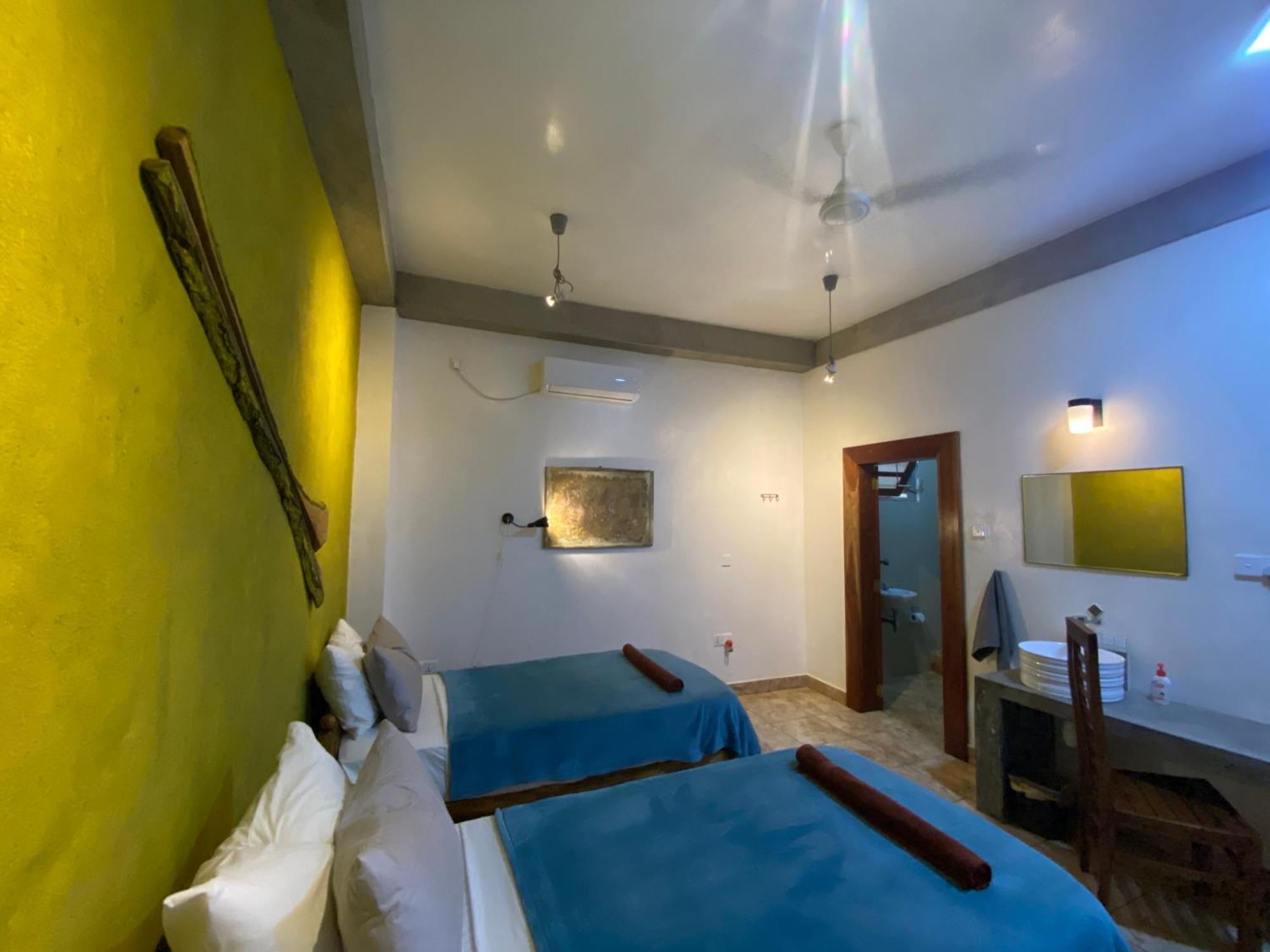 Mirage Beach House At Morava Court Hikkaduwa Kültér fotó